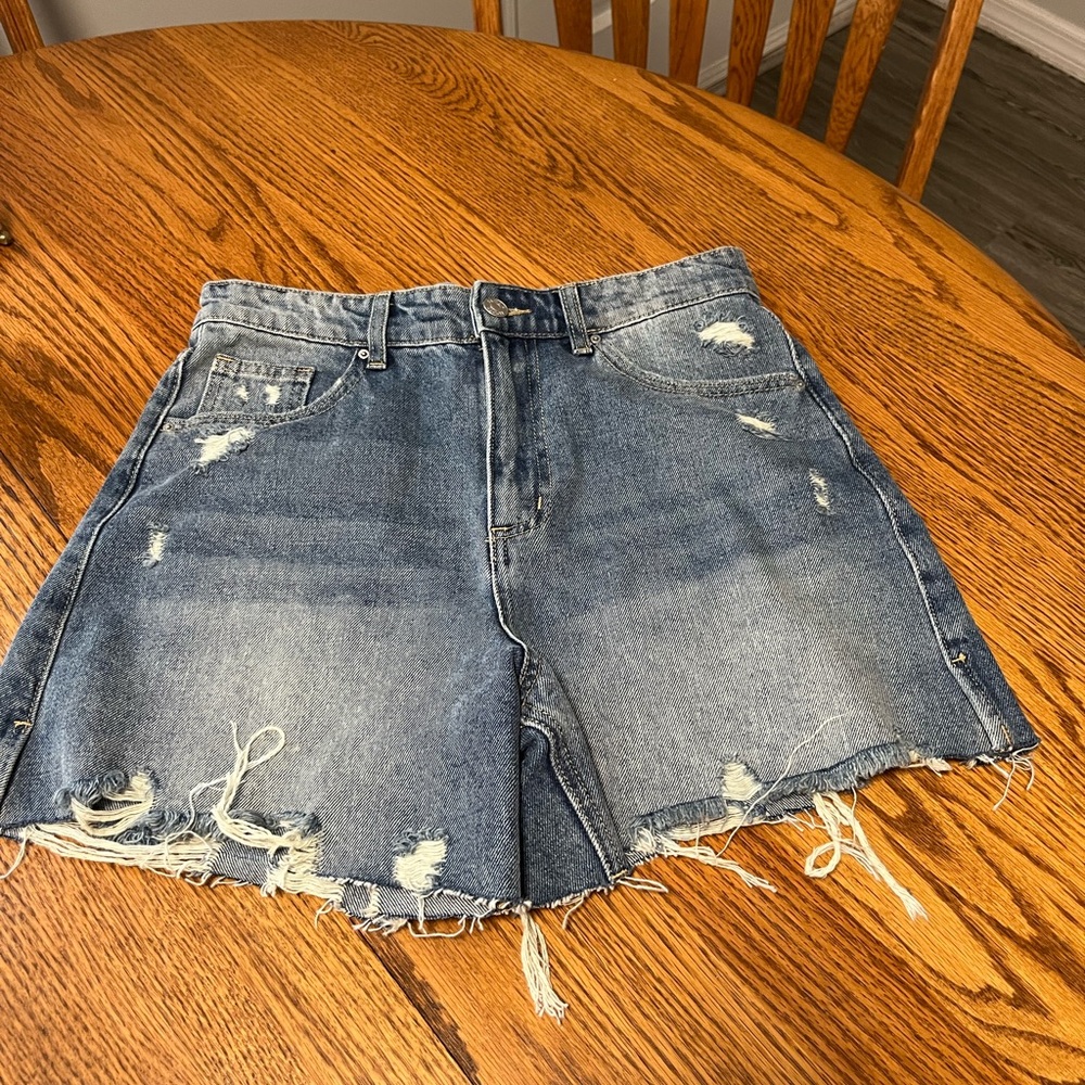 Blue Distressed Jean Shorts with Frayed Hem - Picture 2 of 4